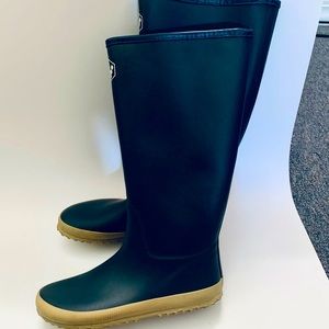 Vivobarefoot Waterloo blue with tan sole sz 36